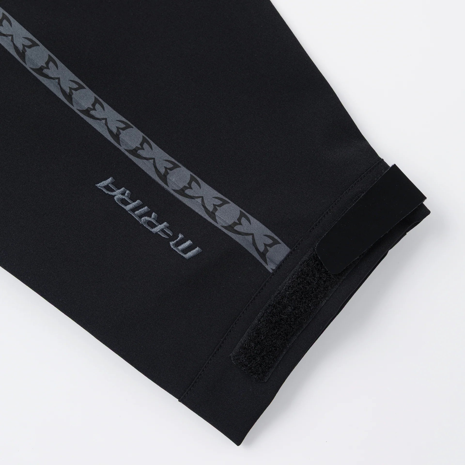 Seam Tape Jacket (Black)