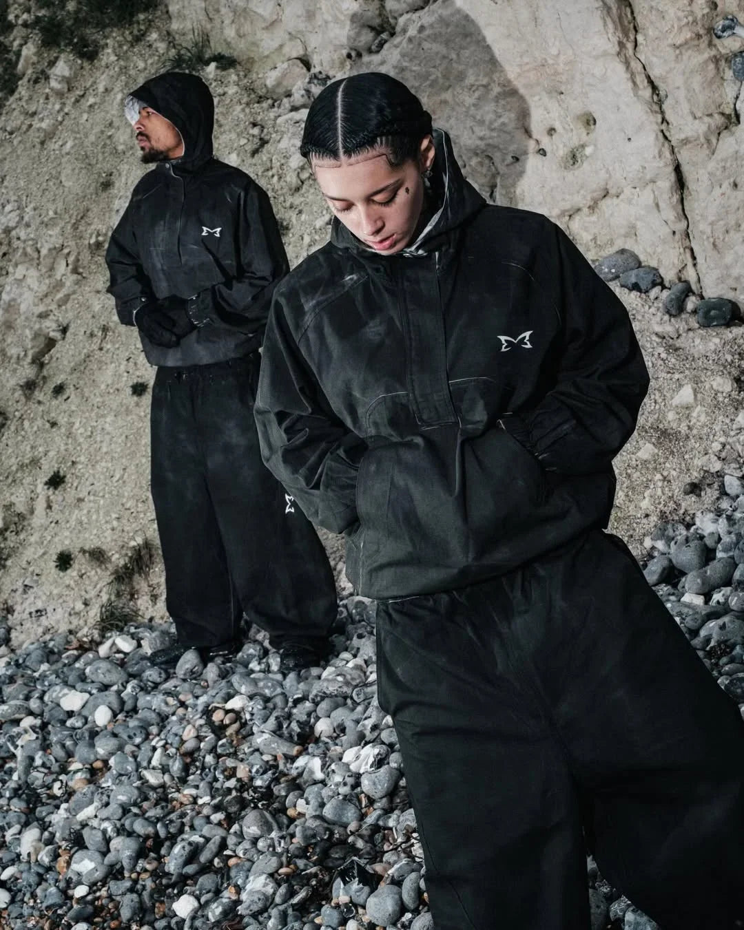 Mertra Hand Spray Pullover & Bottoms