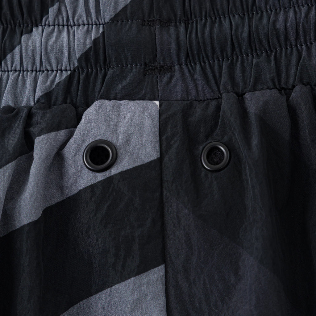 Merva Check Shorts (Black)
